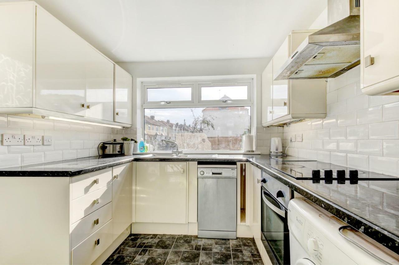 Lovely 3 Bed House In Bristol Villa Eksteriør bilde